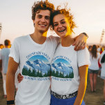 T-shirt Coutume Colorado Voyage Montagne Cool Réunion en f<br><div class="desc">T-shirts famille assortis customisés pour votre voyage d'été ou escapade ski d'automne dans les montagnes du Colorado ou un beau cabine dans la forêt. Ce tee-shirt pour femmes cool présente un joli dessin de montagnes enneigées recouvertes de sapins verts. Un t-shirt nature pour une famille qui aime en plein air...</div>