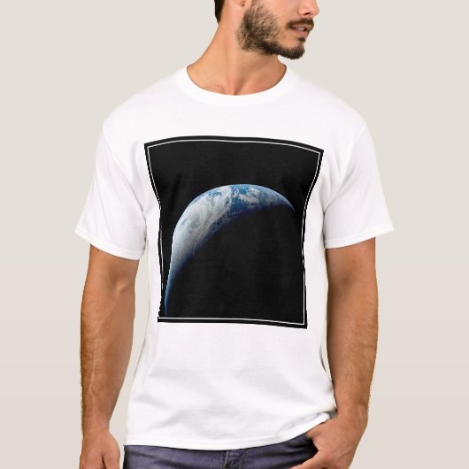 T-shirt Crescent Terre De La Mission Apollo 4. (Devant)