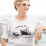 T-shirt Croisière Alaska Bateau Moose Cruise Vacances<br><div class="desc">Cette conception a été créée par art numérique. Vous pouvez modifier le style de cette chemise en choisissant Plus > sous l'option de style. Il peut être personnalisé en cliquant sur le bouton personnaliser et en modifiant la couleur, en ajoutant un nom, des initiales ou vos mots préférés. Contactez-moi à...</div>