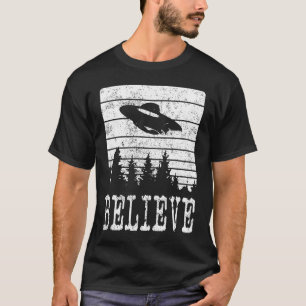 T-shirt Croyez en un style déchiré Extraterrestrial UFO