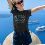 T-shirt Cruise Diva Dire Croisière<br><div class="desc">Cette conception peut être personnalisée dans la zone fournie en modifiant la photo et/ou le texte. Vous pouvez également le customiser en cliquant sur Personnaliser ce Modèle, puis en choisissant l'option cliquer pour customiser et supprimer ou modifier la couleur de l'arrière - plan, ajouter du texte, modifier la couleur ou...</div>