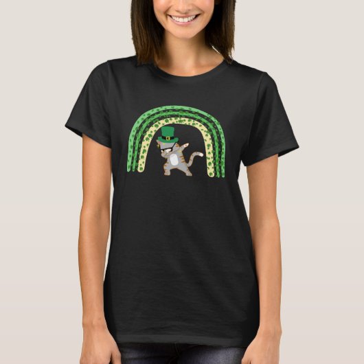 T-shirt Cute cat dabbing St Patrick s day rainbow (Devant)