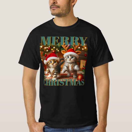 T-shirt Cute chatons avec le Père Noël et casquettes de re (Devant)