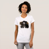 T-shirt Cyber-femme : Un design futuriste et pointu (Devant entier)