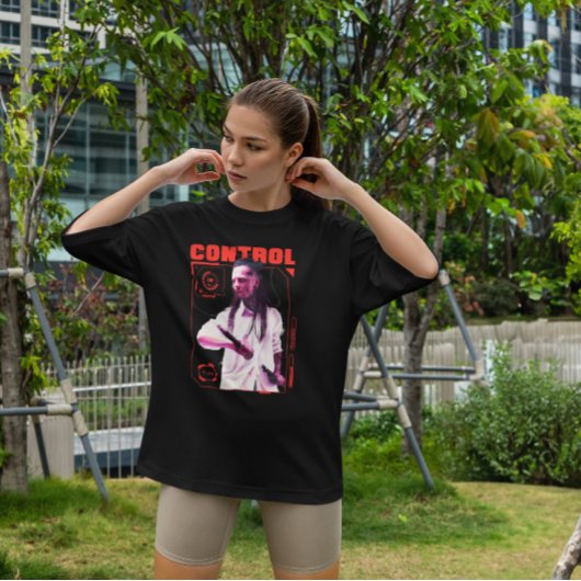 T-shirt Cyborg Homme avec épée