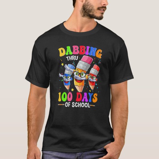 T-shirt Dabbing Thru 100 Days Of School Crayon Teacher Kid (Devant)