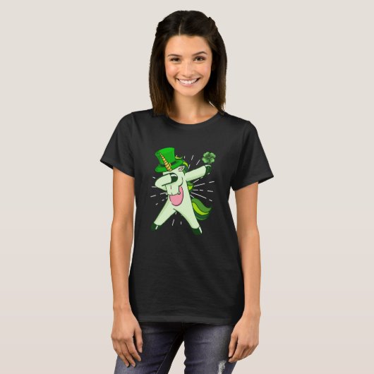 T-shirt Dabbing unicorn shamrock St Patrick's Day (Devant entier)