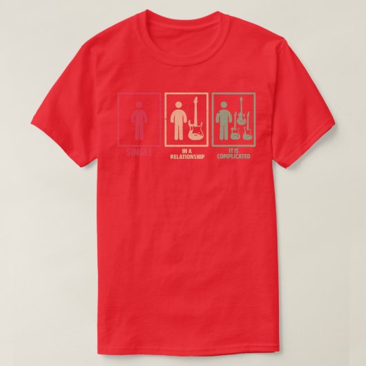 T-shirt D'abord j'étais célibataire, puis j'avais une guit (Design devant)