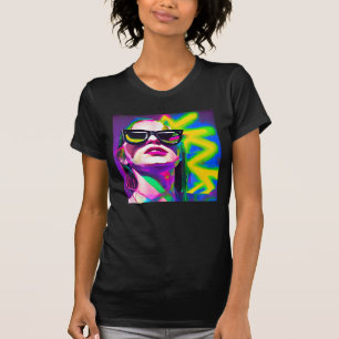 T-shirt Dame haute couleur dans lunettes de soleil Art mod