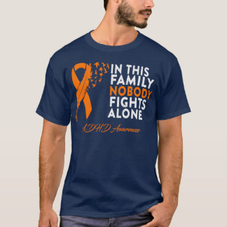 T-shirt Dans cette famille, personne ne combat seul la sen