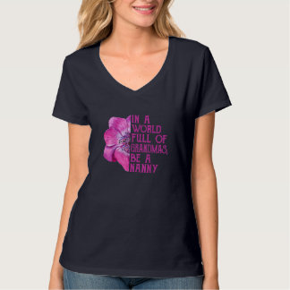 T-shirt Dans Un Monde Plein De Mamies Soyez Une Nounou Ita