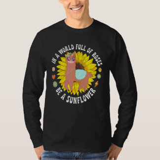 T-shirt Dans un monde plein de roses soyez un fleuriste to