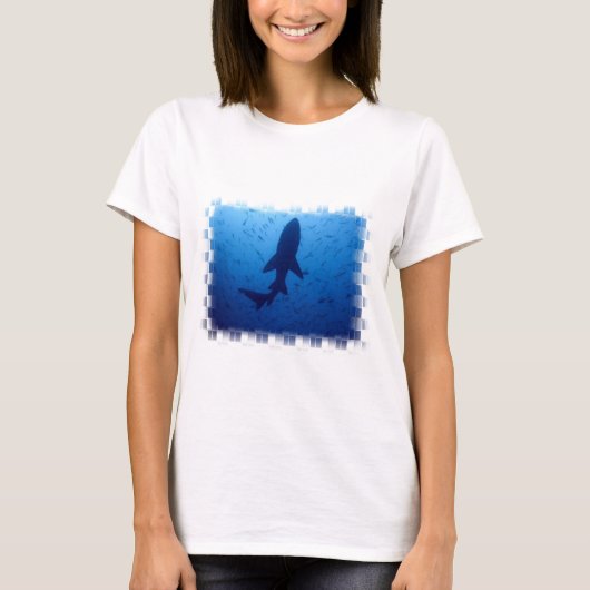 T-shirt de dames d'attaque de requin (Devant)
