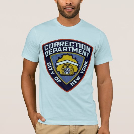 T-SHIRT DE DÉPARTEMENT DE CORRECTION DE NYC (Devant)