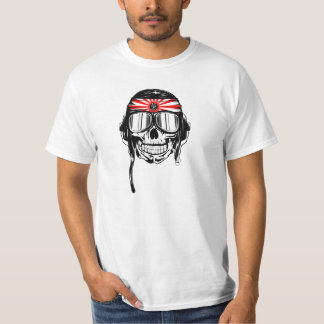 T-shirt de kamikaze - Japon faisant de la planche