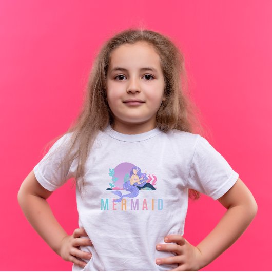 T-shirt de la mignonne sirène colorée