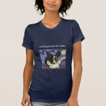T-shirt de nuit étoilée de Van Gogh de corgi de<br><div class="desc">T-shirt de dames avec le corgi noir et blanc d'un Gallois de cardigan sur le contexte de la nuit étoilée de Van Gogh</div>