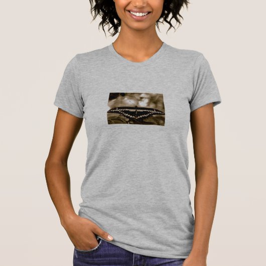 T-shirt de papillon (Devant)