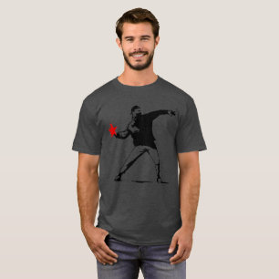 T-shirt de street art Rebel Throwing Flaming Star