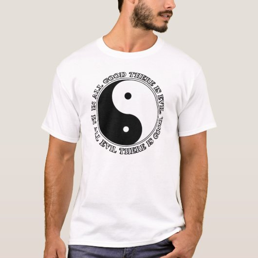 T-shirt de Ying et de Yang. (Devant)
