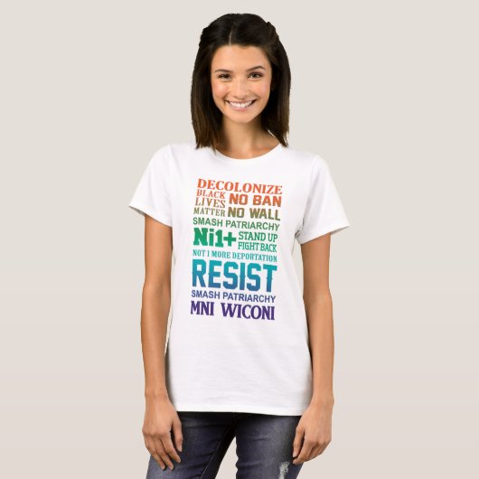 T-shirt decolonize (Voorkant volledig)
