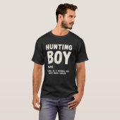 T-shirt Définition de garçon de chasse drôle de blague de (Devant entier)