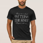 T-shirt d'enterrement de vie de jeune garçon de<br><div class="desc">T-shirt vintage d'enterrement de vie de jeune garçon de nuit de mâle pour que le marié soit. Achetez-moi un tir que j'attache la pièce en t de noeud pour que le marié soit. Citation potable drôle pour la nuit de bâillon/mâle de célibataire. Épouser l'humour. Slogan avec les lettres affligées de...</div>