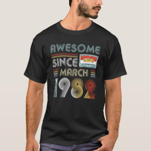 T-shirt Depuis mars 1982 cru impressionnant d'anniversaire