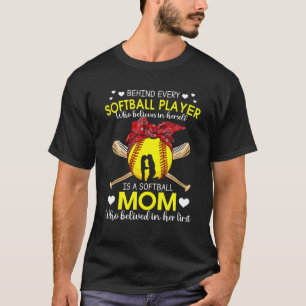 T-shirt Derrière chaque joueuse de softball Softball Maman