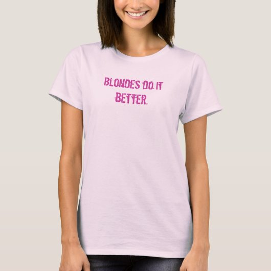 T-shirt Des blondes il améliorent (Devant)