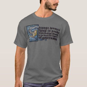 T-shirt Des femmes étranges qui mentent dans des étangs