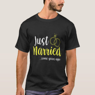 T-shirt Des Hommes Se Marient Il Y A Quelques Années Marri
