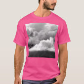 T-shirt Des Nuages Massifs Noirs Et Blancs Impressionnants (Devant)