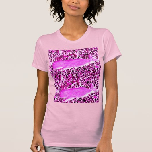 T-shirt Design de natation de baleine rose (Devant)