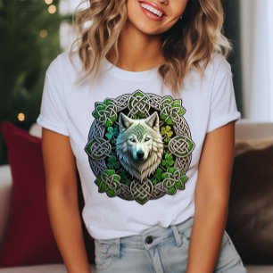 T-shirt Design de noeud celtique avec un grand loup