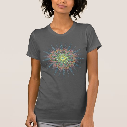 T-shirt Dessin géométrique fleuri de joli mandala (Devant)