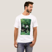 T-shirt Deux pandas mangeant du bambou ensemble, Wolong (Devant entier)