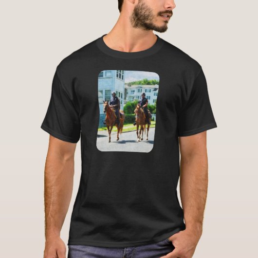 T-shirt Deux polices montées (Devant)