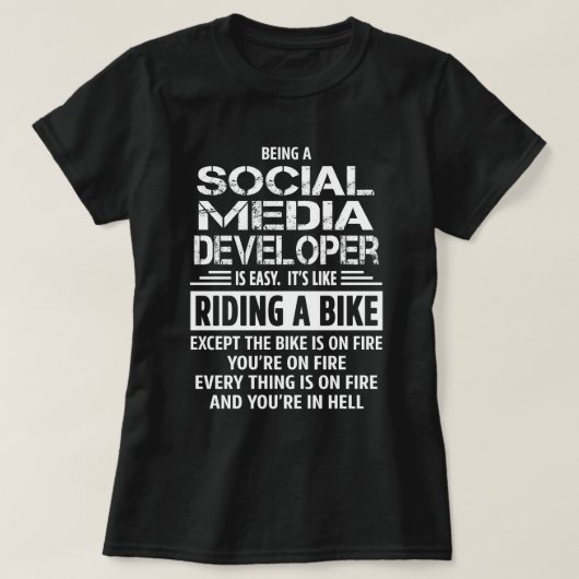 T-shirt Développeur de médias sociaux (Design devant)