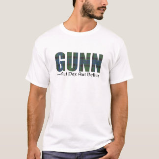 T-shirt Devise écossaise de nom de tartan de clan de Gunn