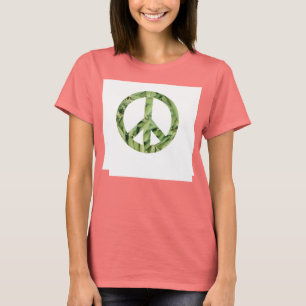 T-shirt d'haricots verts de signe de paix