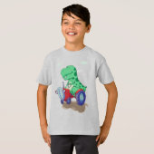 T-shirt Dinosaure sur un tracteur (Devant entier)
