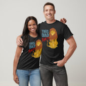 T-shirt Disney The Lion King Simba and Mufasa This Dad Rul (Unisexe)
