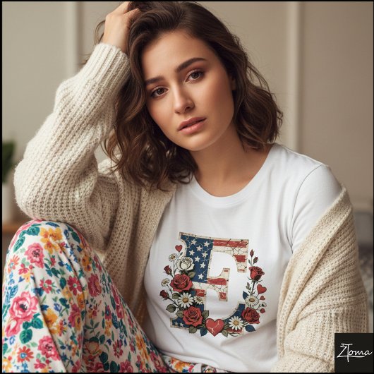 T-shirt Distressed Flag Letter E Floral Wreath
