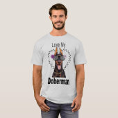 T-shirt Doberman amusant dans les lunettes de soleil (Devant entier)