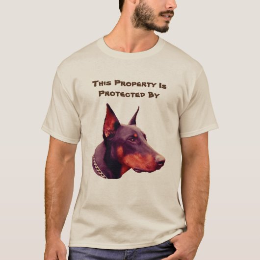 T-shirt Doberman Pinscher Protégé Par Funny (Devant)