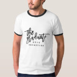 T-shirt d'obtention du diplôme<br><div class="desc">Un T-shirt moderne d'obtention du diplôme comportant sur la calligraphie du manuscrit handwritting/de tendance. Une partie d'une collection d'obtention du diplôme.</div>