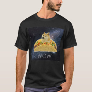 T-shirt Doge WOW Tacos dans les memes d'espace avec des ét