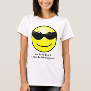 T-shirt Doit Porter Des Lunettes De Soleil Visage Femmes