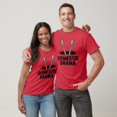 T-shirt Domestic Drama | Funny Couple Toothbrush Design  (Unisexe)